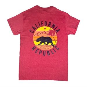 ☀️CALIFORNIA REPUBLIC Red with Bear Tee Shirt